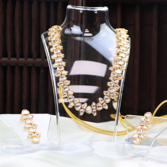 Classic Kundan Necklace & Earrings Set, JP41 - Picture 10 of 12